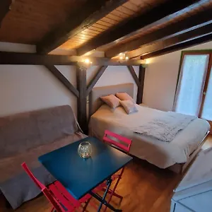 D'hotes Couette-café Lovagny